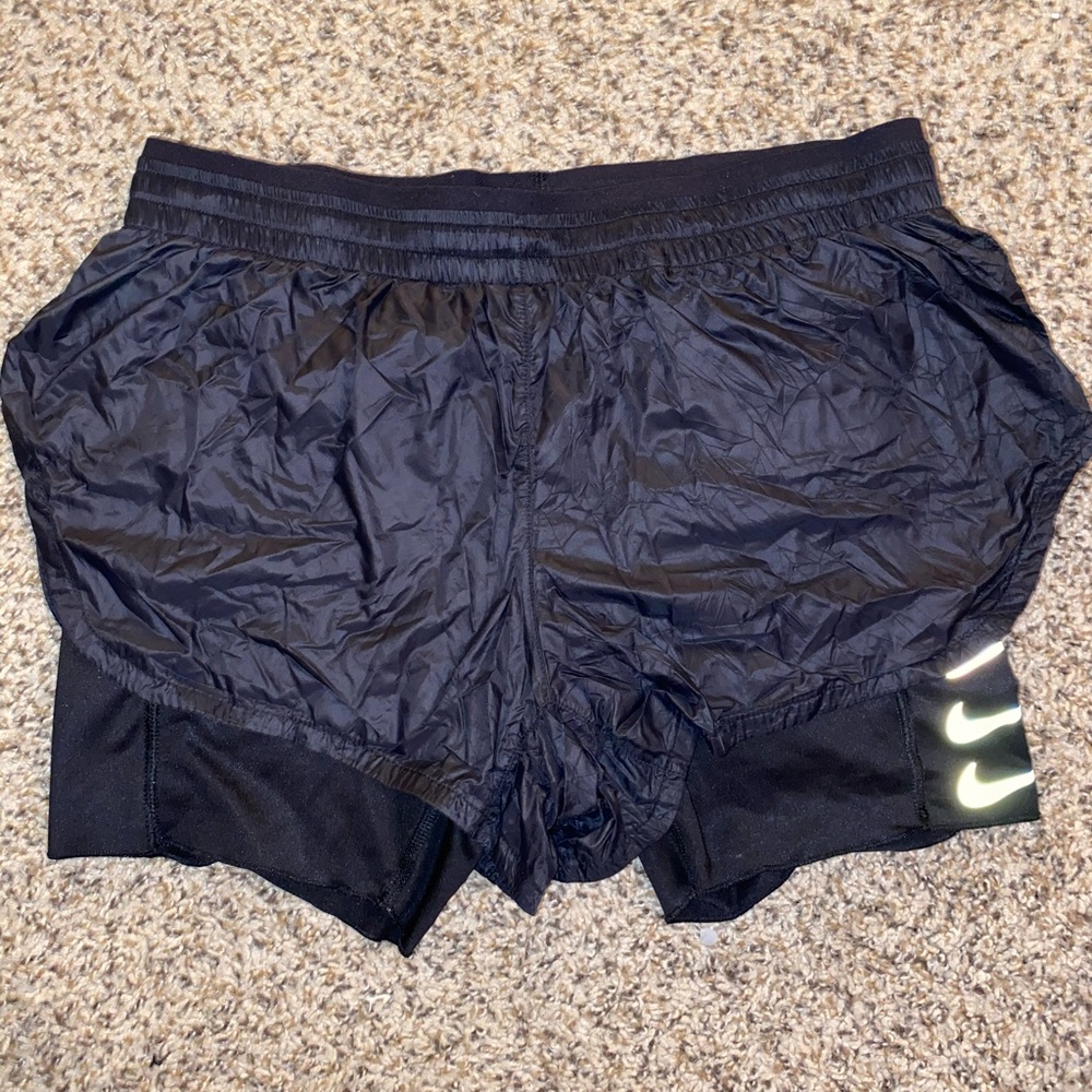 Nike running shorts w longer spandex